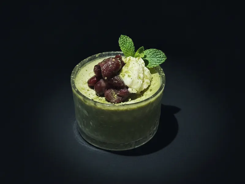 プチ抹茶パンナコッタ 粒あん添え