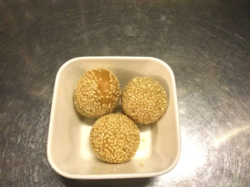 定番ごま団子(3個)