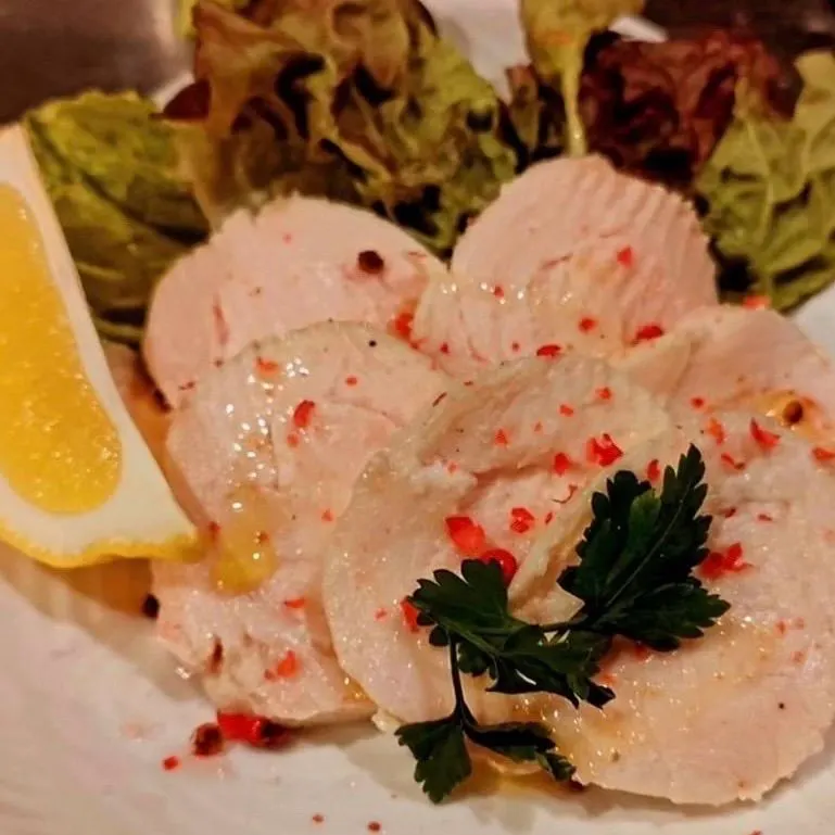 蒸し鶏のねぎ塩ラー油